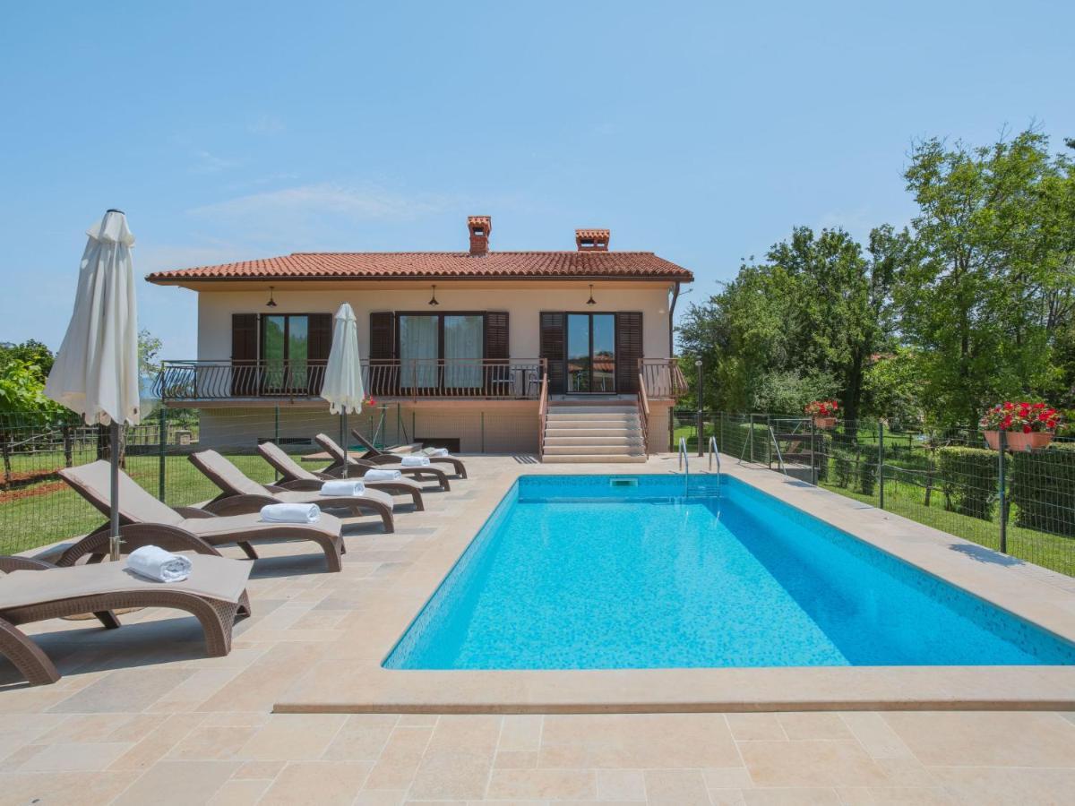 Holiday Home Ana By Interhome Nedescina Ngoại thất bức ảnh